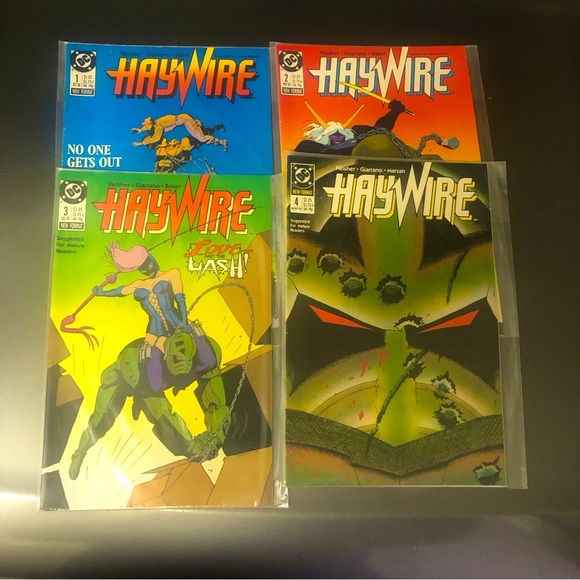 Haywire - DC Comic Bundle - 4 qty - Issues # 1 thru to #4 - in good shape - Picture 1 of 16